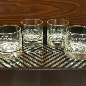 Vtg 4 CUTTY SARK Original Scots Whiskey 4 Glasses